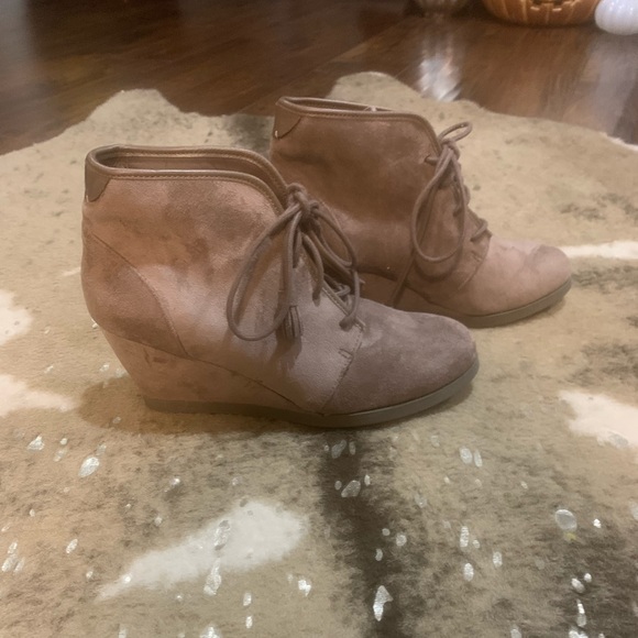 Suede booties - Picture 2 of 4